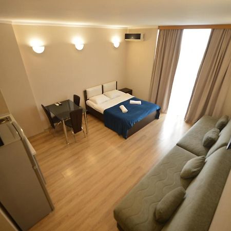 Orbi Apartament Apartment Angisa Екстериор снимка